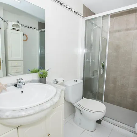 Edificio Apolo 7 Apartment *