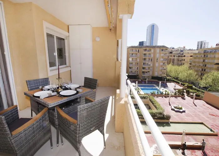 Edificio Apolo 7 Apartment *