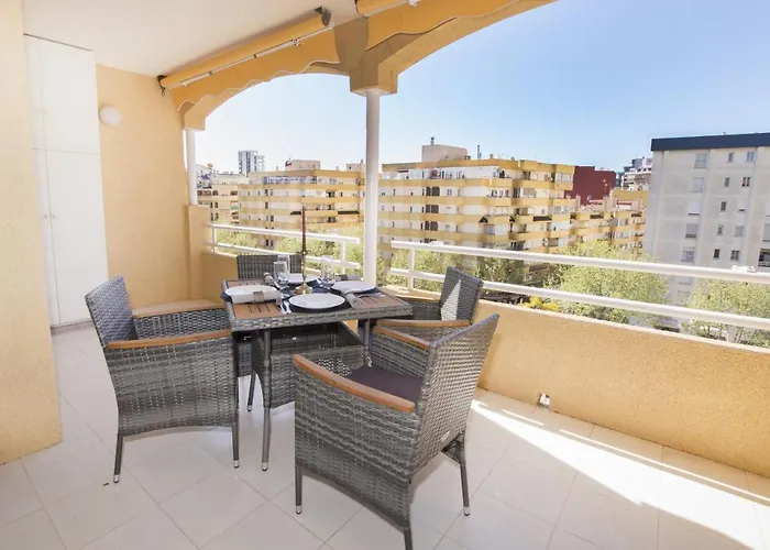 Edificio Apolo 7 Apartment *