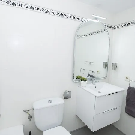 Edificio Apolo 7 * Calp