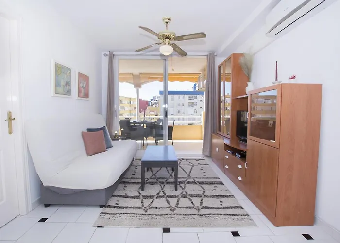 Edificio Apolo 7 * 卡尔佩