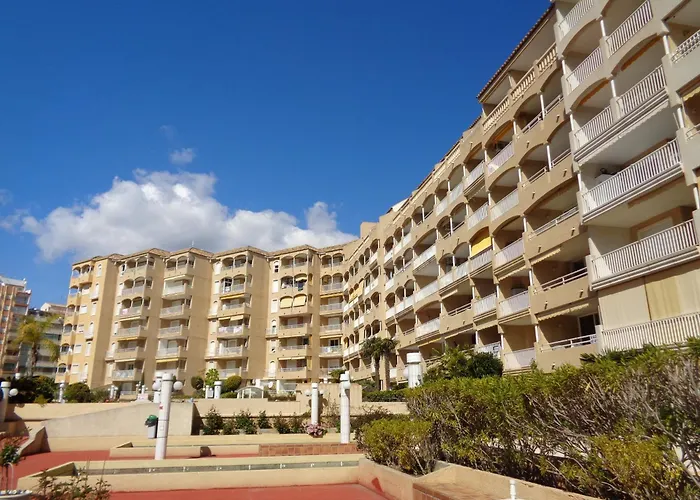 Edificio Apolo 7 卡尔佩